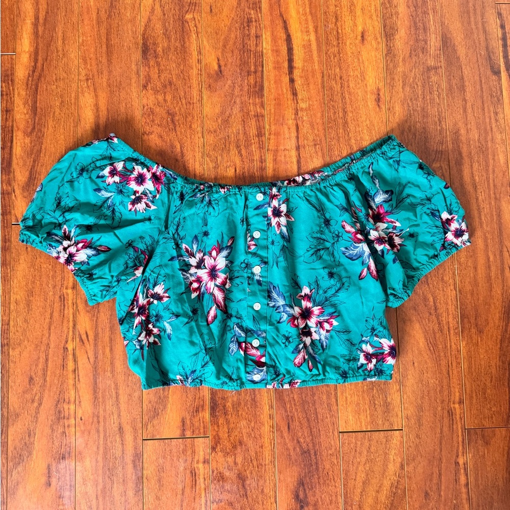 Candie’s Blue Green Off-Shoulder Floral Button-Front Crop Top